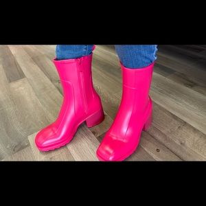 Pink boots!